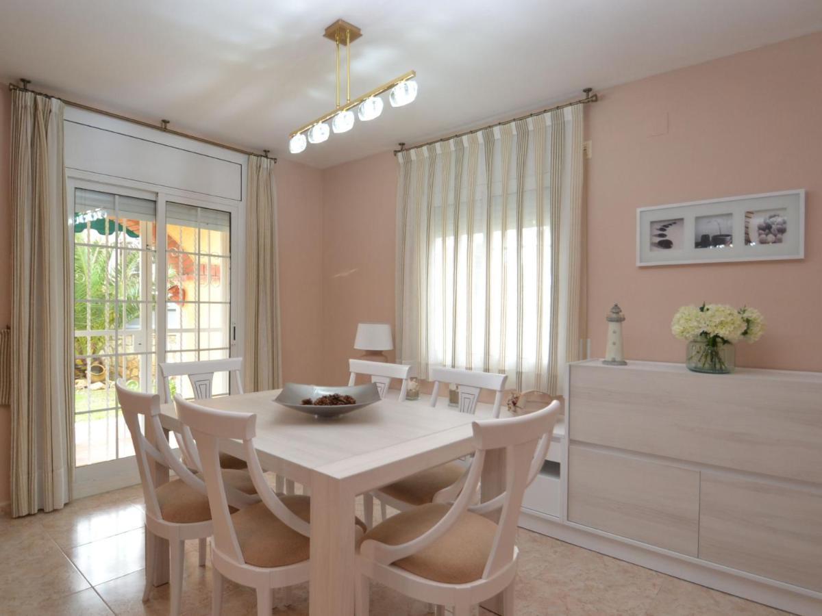 Holiday Home Cuco By Interhome กัมบริลส์ ภายนอก รูปภาพ